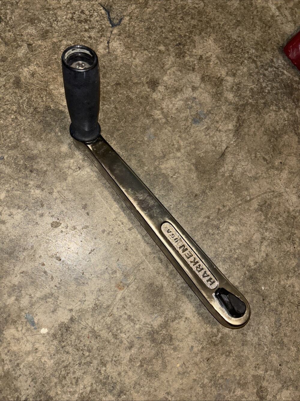 HARKEN 10" Lock-In Chrome Winch Handle